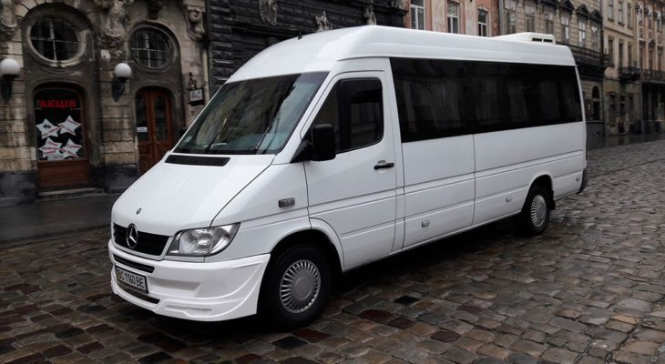 Автобус для перевезень Львів-Краків Автобус для перевезень Львів-Краків