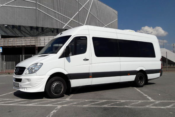 Замовити автобус Mercedes Sprinter на 21 місць ціна у Львові